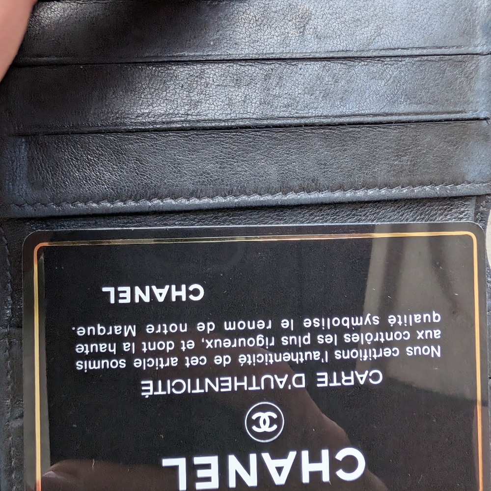 Authentic Chanel Black Leather Wallet With Authentication Card - Picture 6 of 9